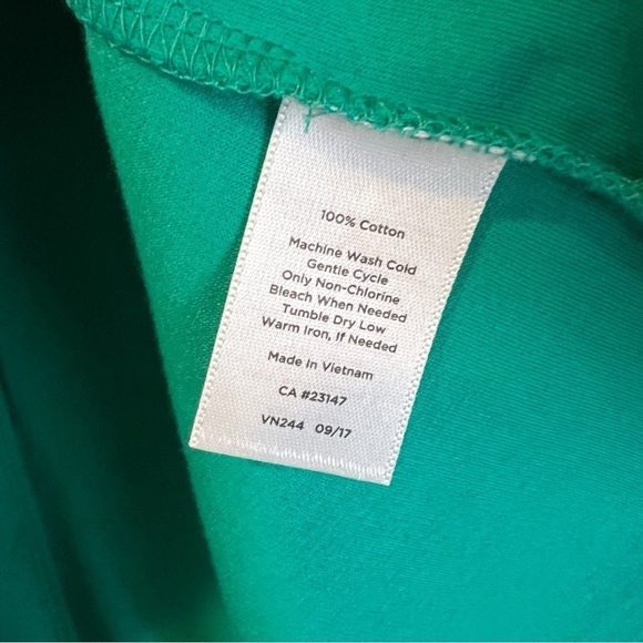 NWT Talbots Vivid Jade Business Casual Top - Picture 6 of 7